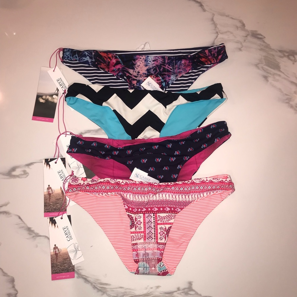 Carve designs reversible bottoms. (Large)